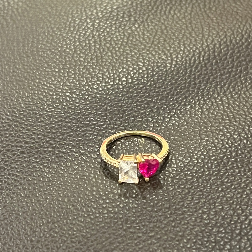 SOLD! DONT BUY!! Sapphire and Ruby with diamond ring